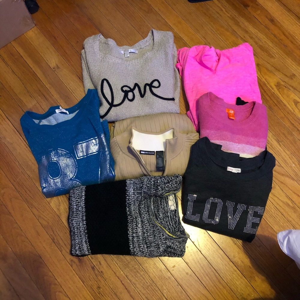 Women’s sweater lot